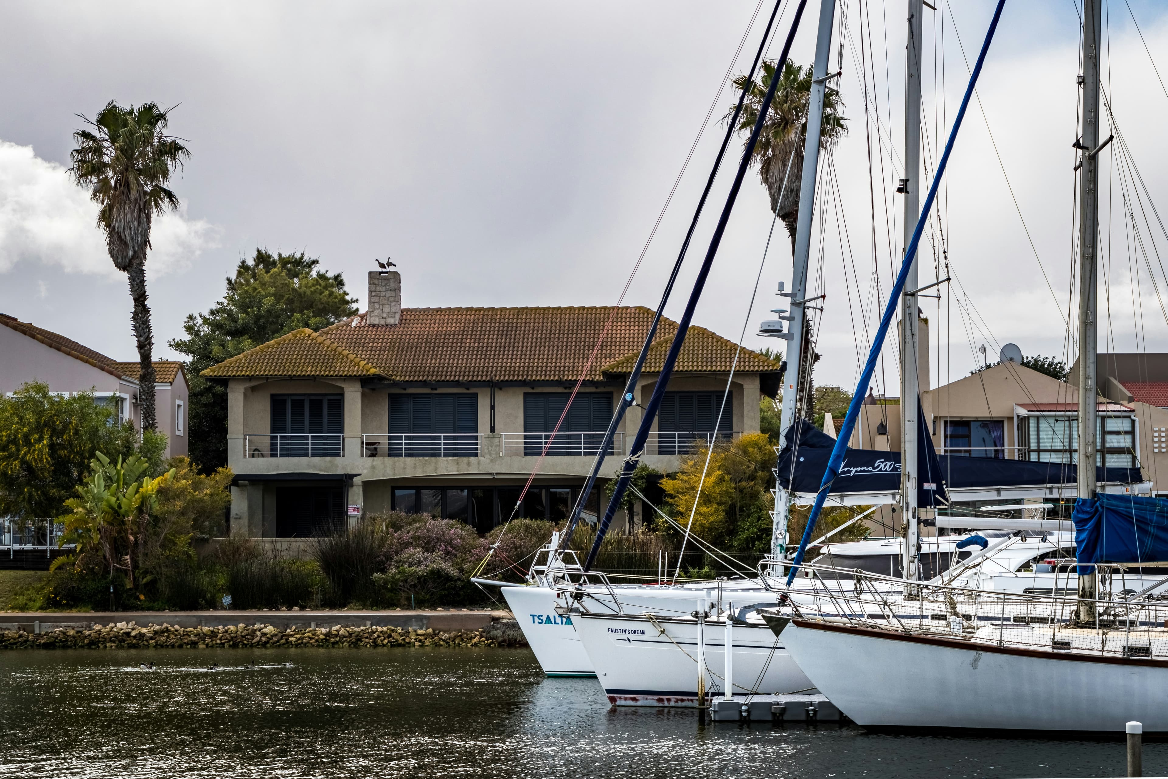 Berthing basics: bringing a yacht alongside without drama